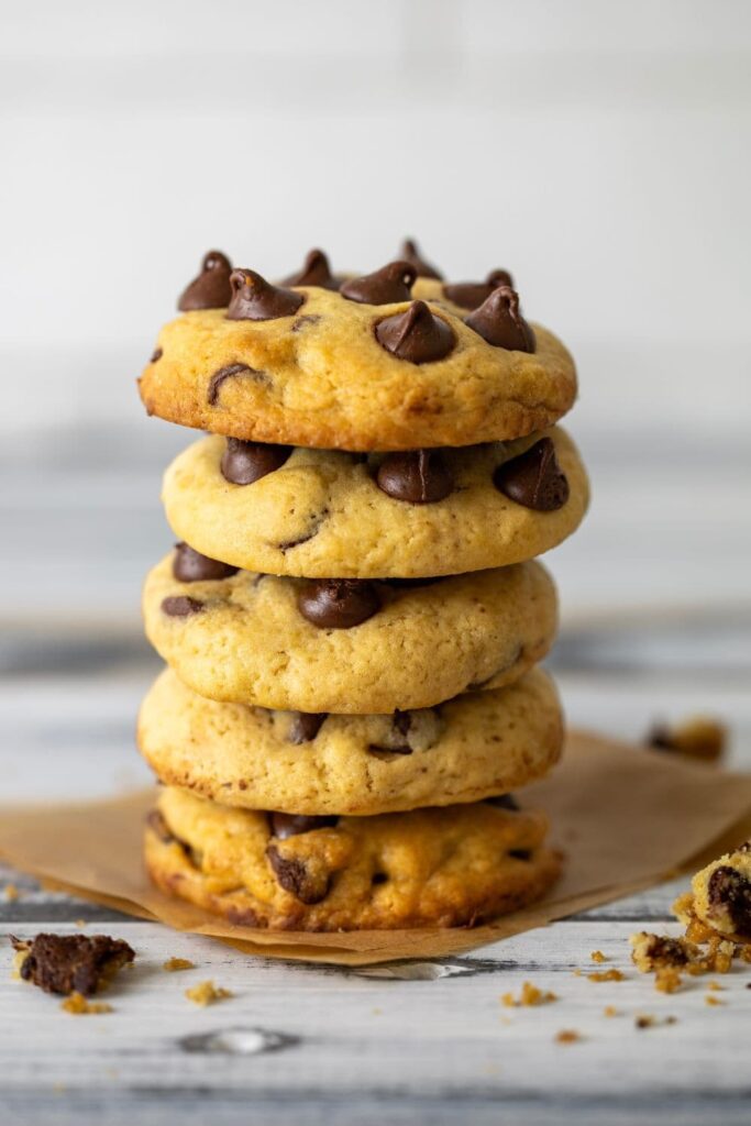 A stack of 5 sourdough chocolate chip cookies.