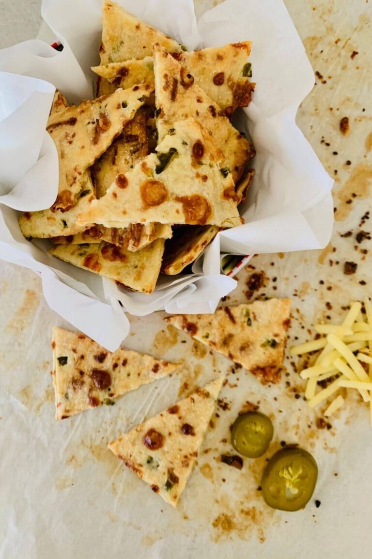 Sourdough Crackers with jalapeno Cheddar