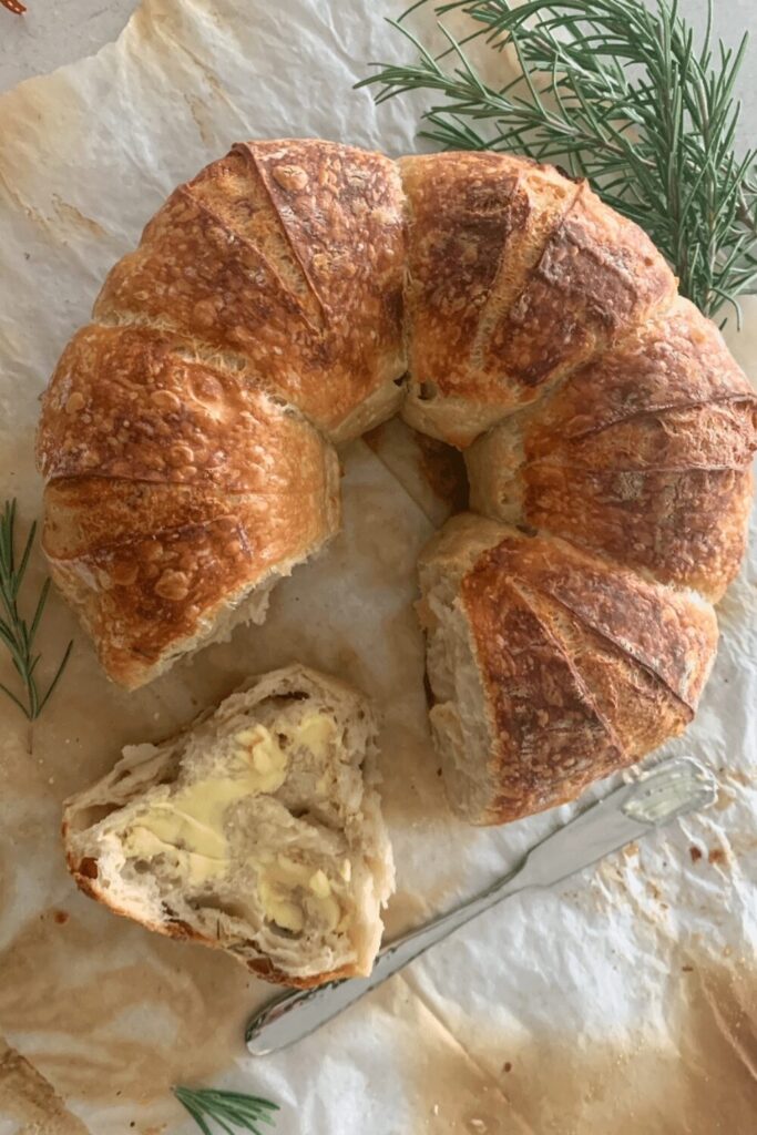 shaping sourdough bread using a couronne