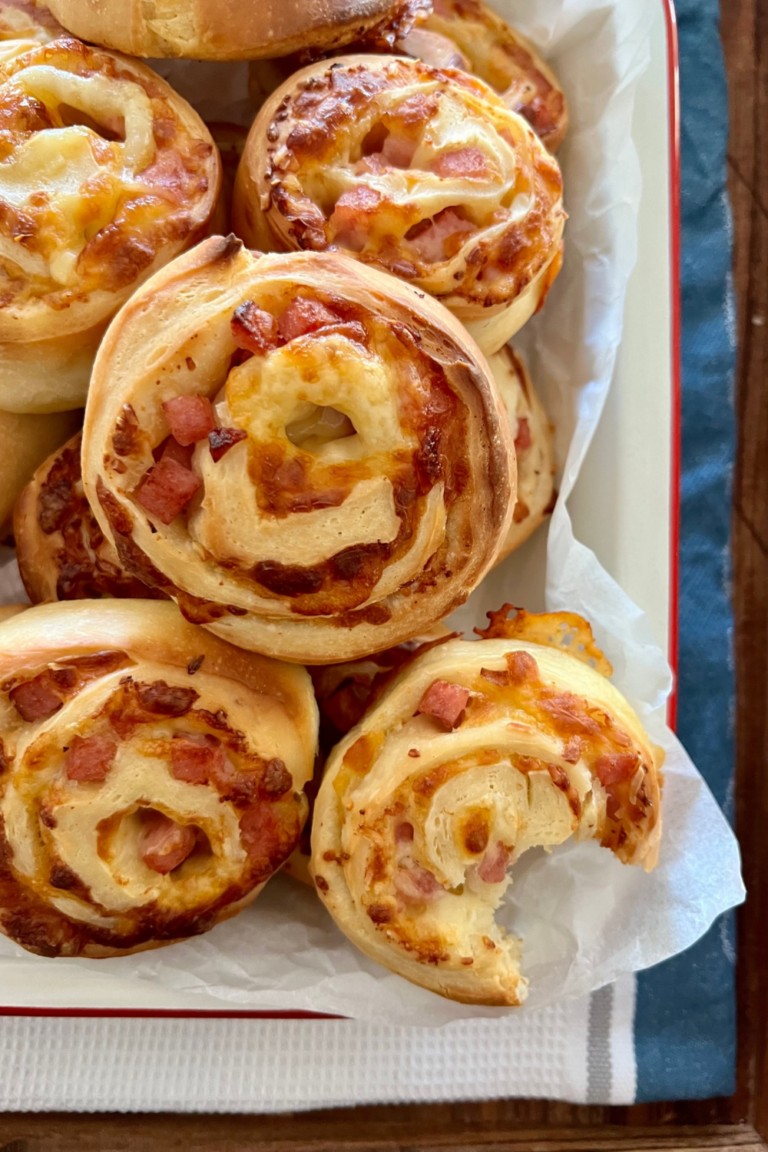 Sourdough pinwheels with ham and cheese