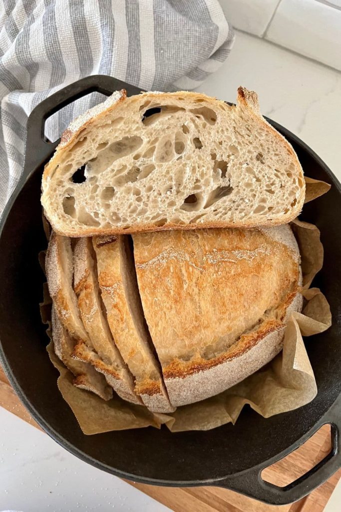 https://www.pantrymama.com/wp-content/uploads/2023/04/HOW-TO-TELL-WHEN-SOURDOUGH-BREAD-IS-DONE-3-1-683x1024.jpg