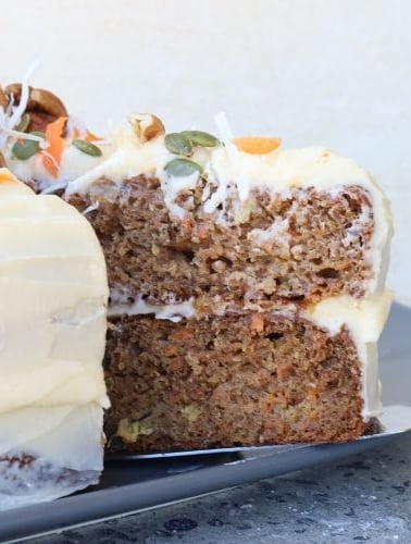 SOURDOUGH CARROT CAKE - RECIPE FEATURE IMAGE