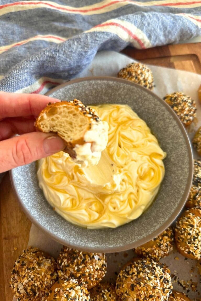 Sourdough Discard Bagel Bites [with honey cream cheese dip] - The ...